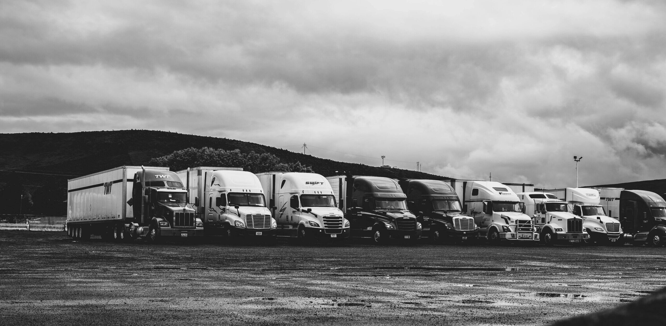 logistics freight trucks